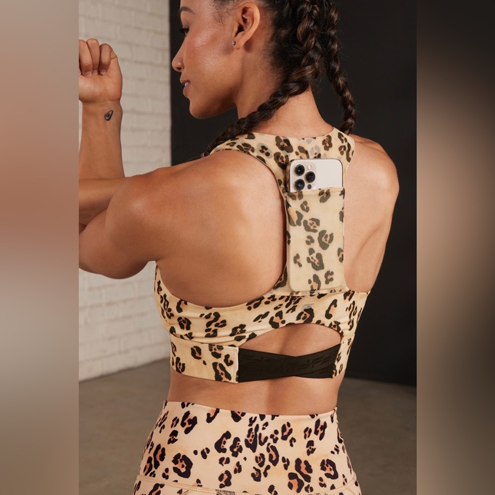 Fabletics Printed Activewear Set. Size Medium. - image 2